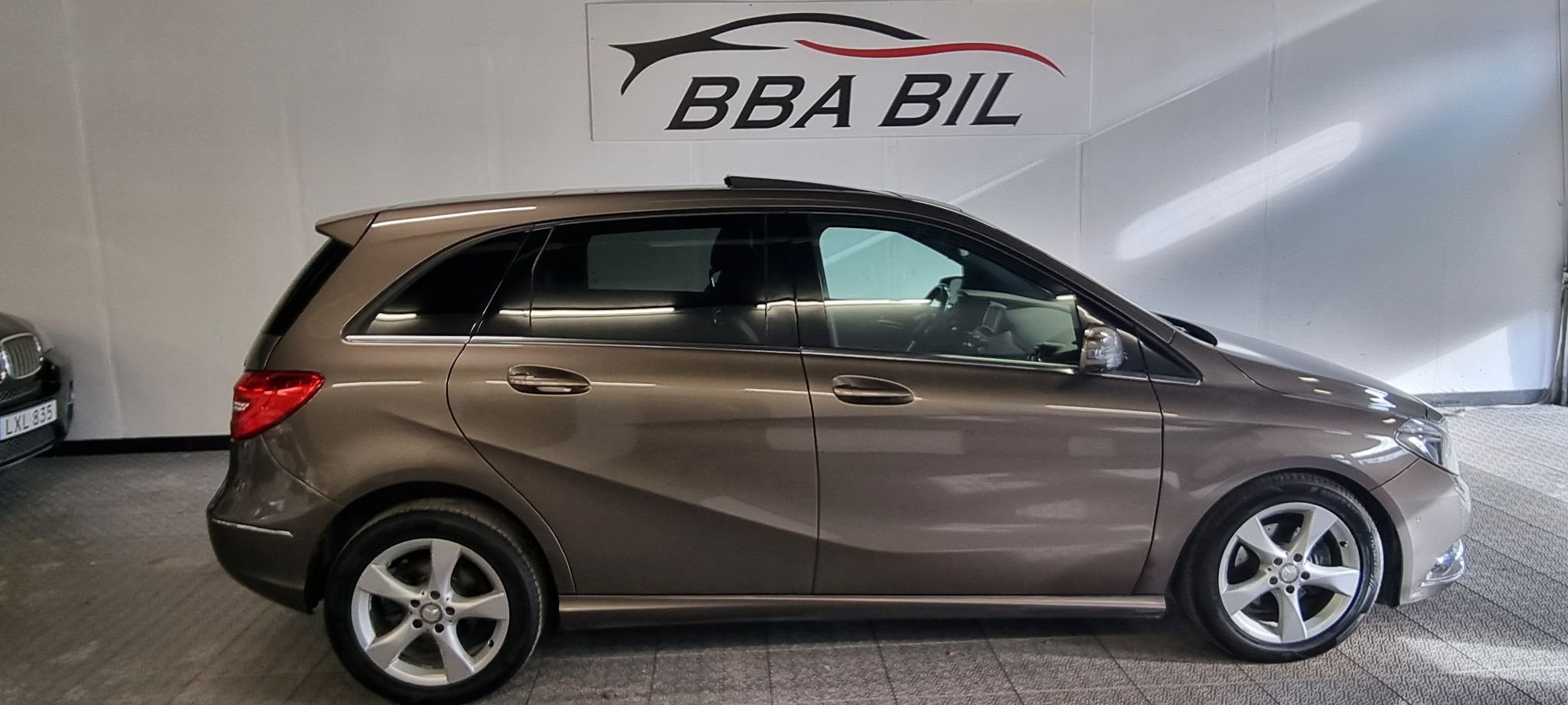 Mercedes-Benz B 180 CDI BlueEFFICIENCY 7G-DCT, 109hp, 2013