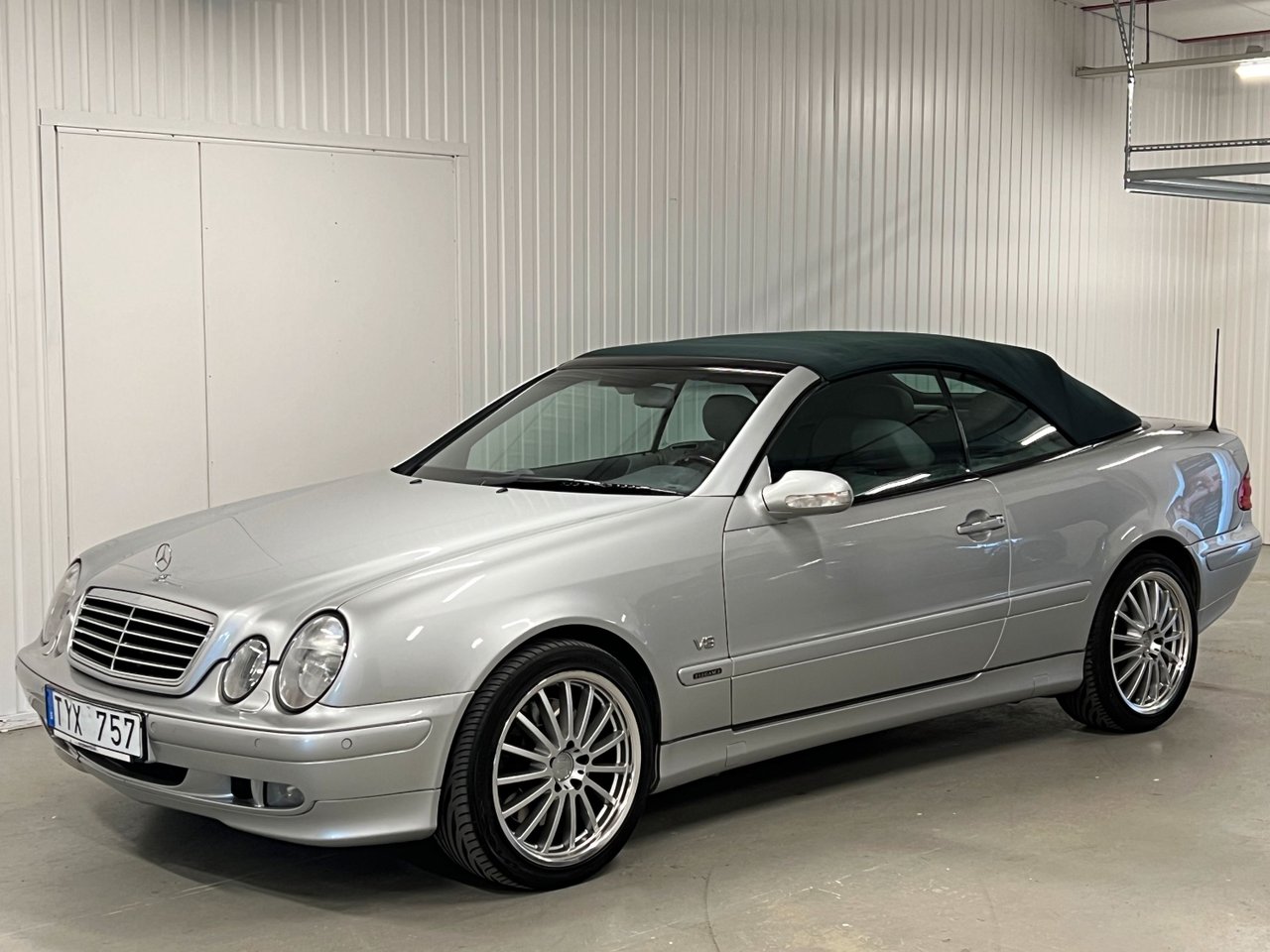 Mercedes-Benz CLK 430 Cabriol...