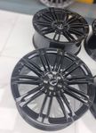 Nya fälgar 20" Tum passar till Range Rover Sport