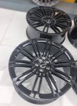 Nya fälgar 22" Tum passar till Range Rover Sport