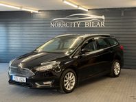 Ford Focus Kombi 1.0 EcoBoost Titanium / Nybesiktigad