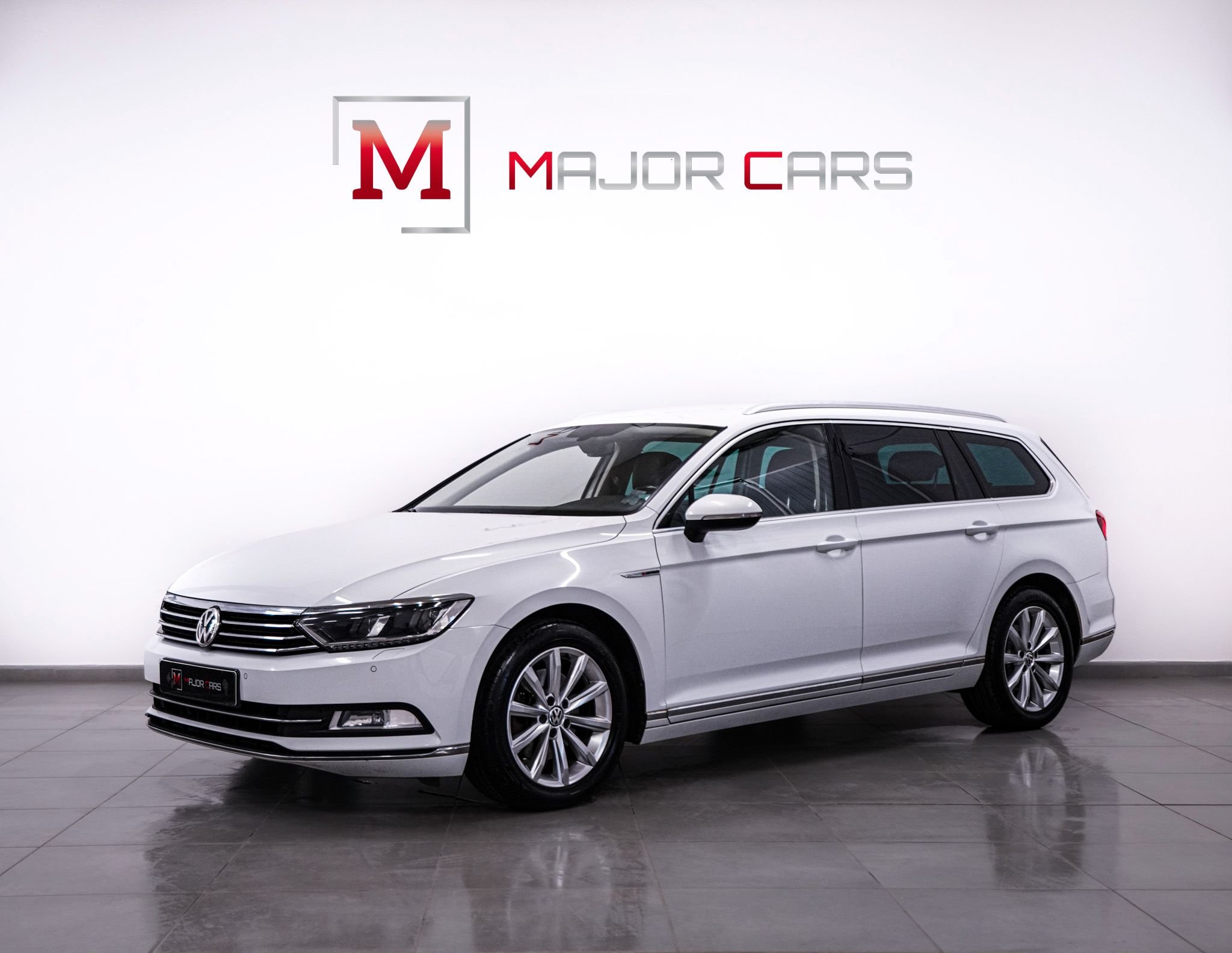 Volkswagen Passat Sportscombi 2.0 TDI DPF SCR BMT 4Motion DSG Sekventiell, 190hk, 2015