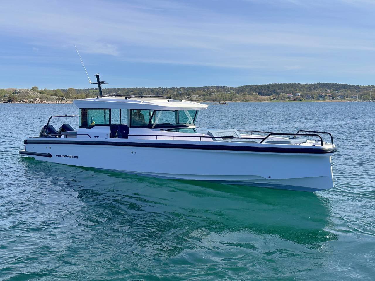 Axopar 37 XC Cross Cabin - 2022