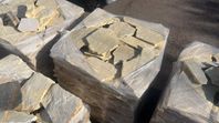 Beige granit, oregelbunden 90 kvm