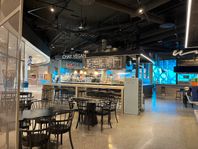 Restaurang i Emporia / 2309