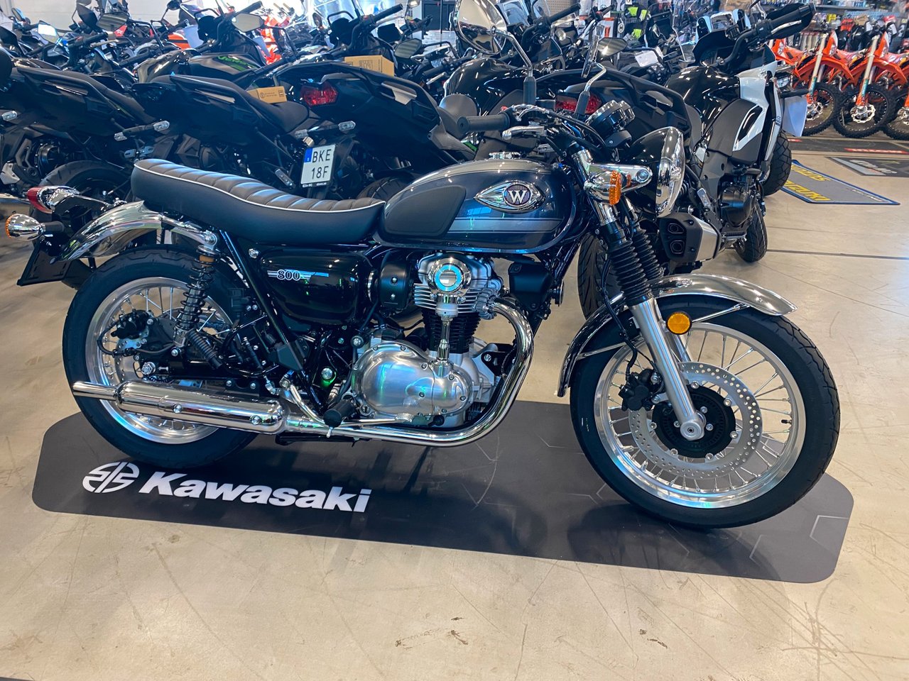 Kawasaki W800 "kampanj omgåen...