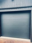 Motordriven garageport HK-porten