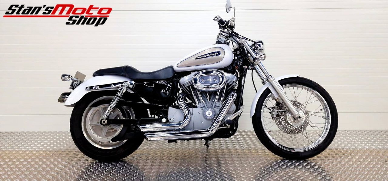 Harley-Davidson Sportster XL8...