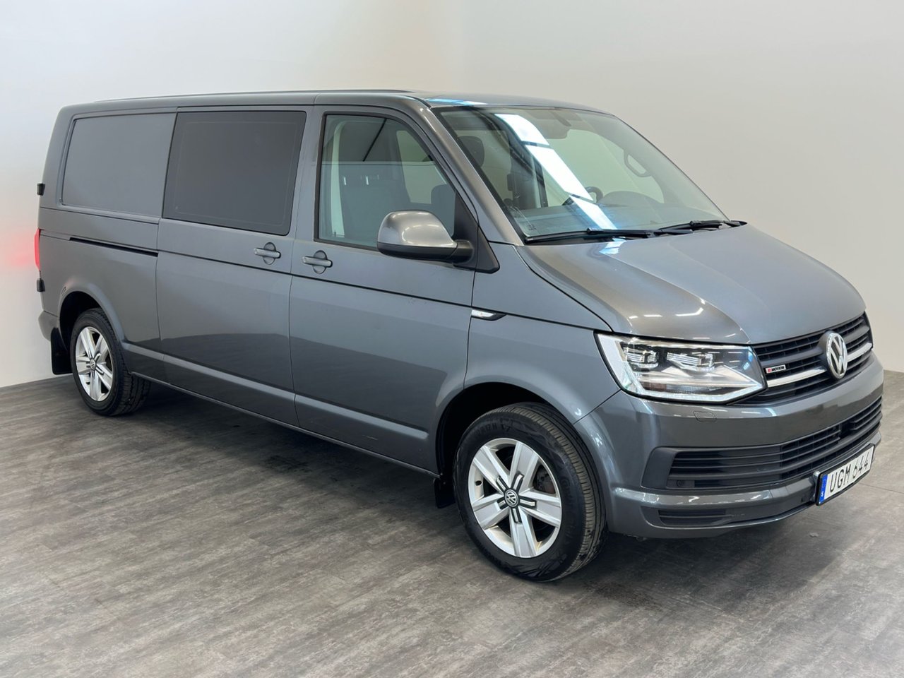 Volkswagen Transporter Kombi ...