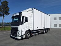 Volvo FH 6x2 Skåpbil