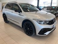 Volkswagen Tiguan TDI 200HK R-Line Black Värmare Drag Navi I