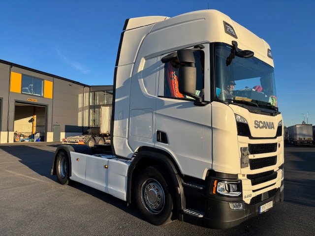 SCANIA R 410
