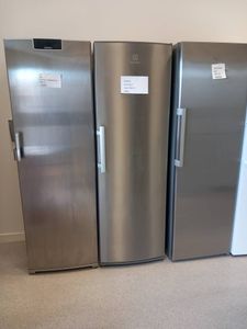 silverfärgad kylskåp 180-185 cm