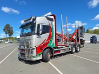 Volvo FH16 6x4 Timmerbil med Kran