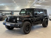 Jeep Wrangler Unlimited 3.8 V6 4WD SAHARA M-VÄRM DRAG 199HK