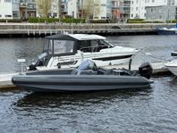 Iron 767 -22 med Mercury 300hk PRO XS V8 Racing -22. Se spec