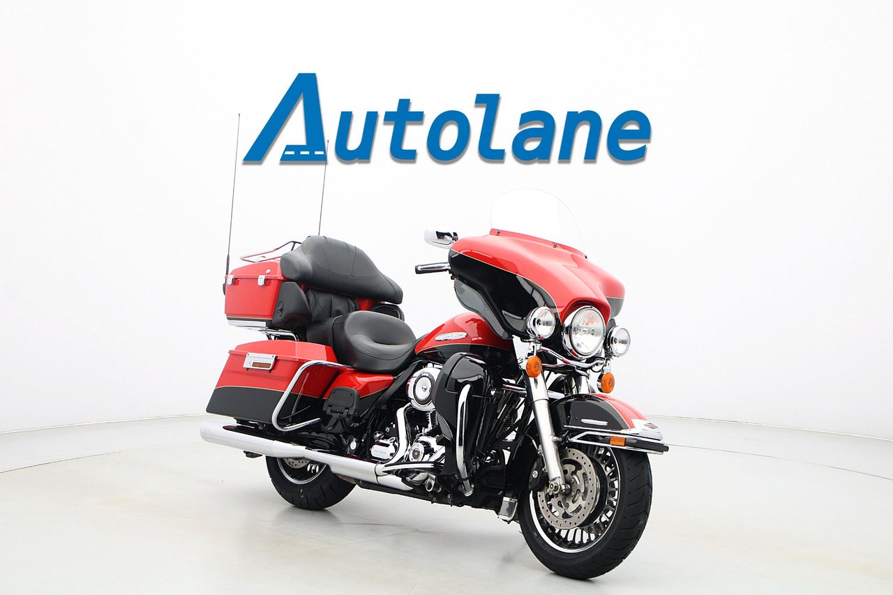 Harley-Davidson Electra Glide...