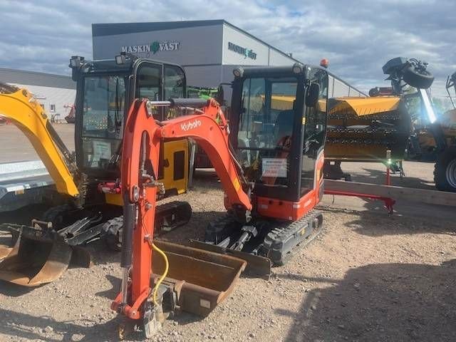 Kubota Minigrävare med traile...