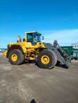 Volvo L 220 F