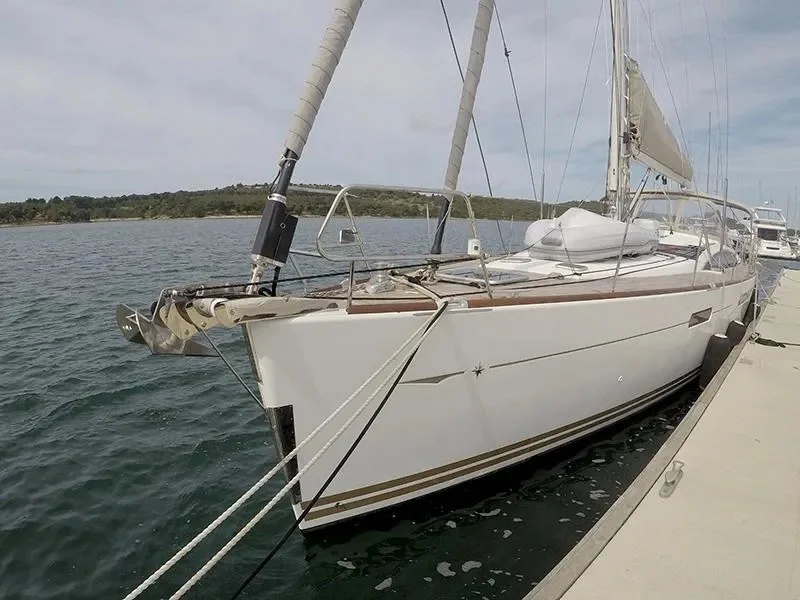 Jeanneau 57 image