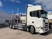 Scania R660 B6x4NB Timmerbil med kran