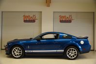 Ford Mustang Shelby GT500 En mycket fin bil med låga mil.