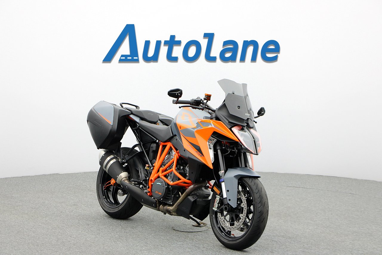 KTM 1290 Superduke GT *Tech P...