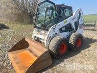 Kompaktlastare Bobcat S205 - 2 redskap
