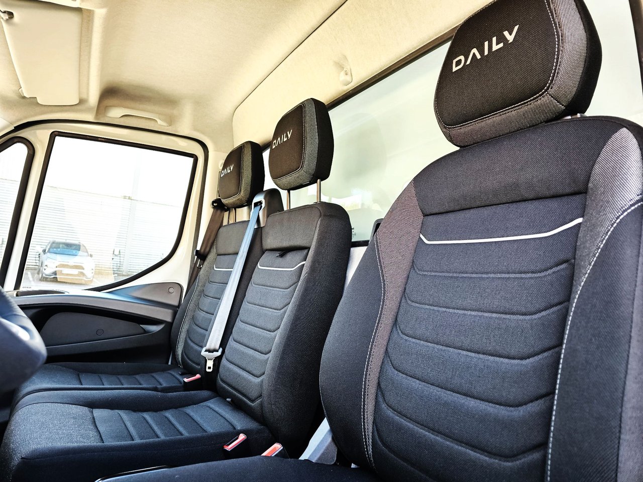 Iveco Daily 35-160 Chassi Cab 2.3 JTD Hi-Matic, 156hk, 2024