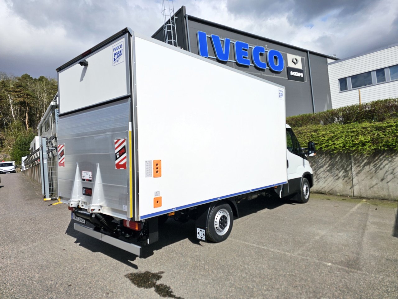 Iveco Daily 35-160 Chassi Cab 2.3 JTD Hi-Matic, 156hk, 2024