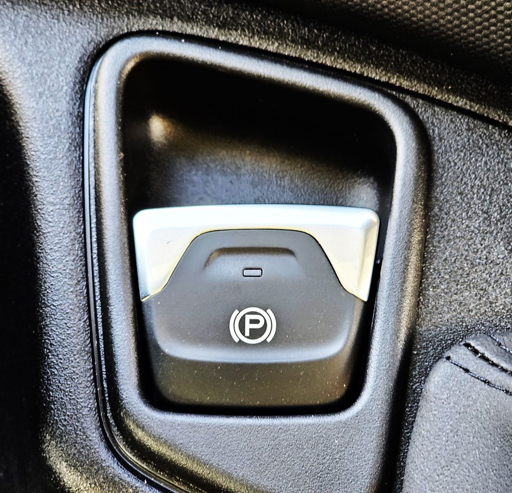 Iveco Daily 35-160 Chassi Cab 2.3 JTD Hi-Matic, 156hk, 2024