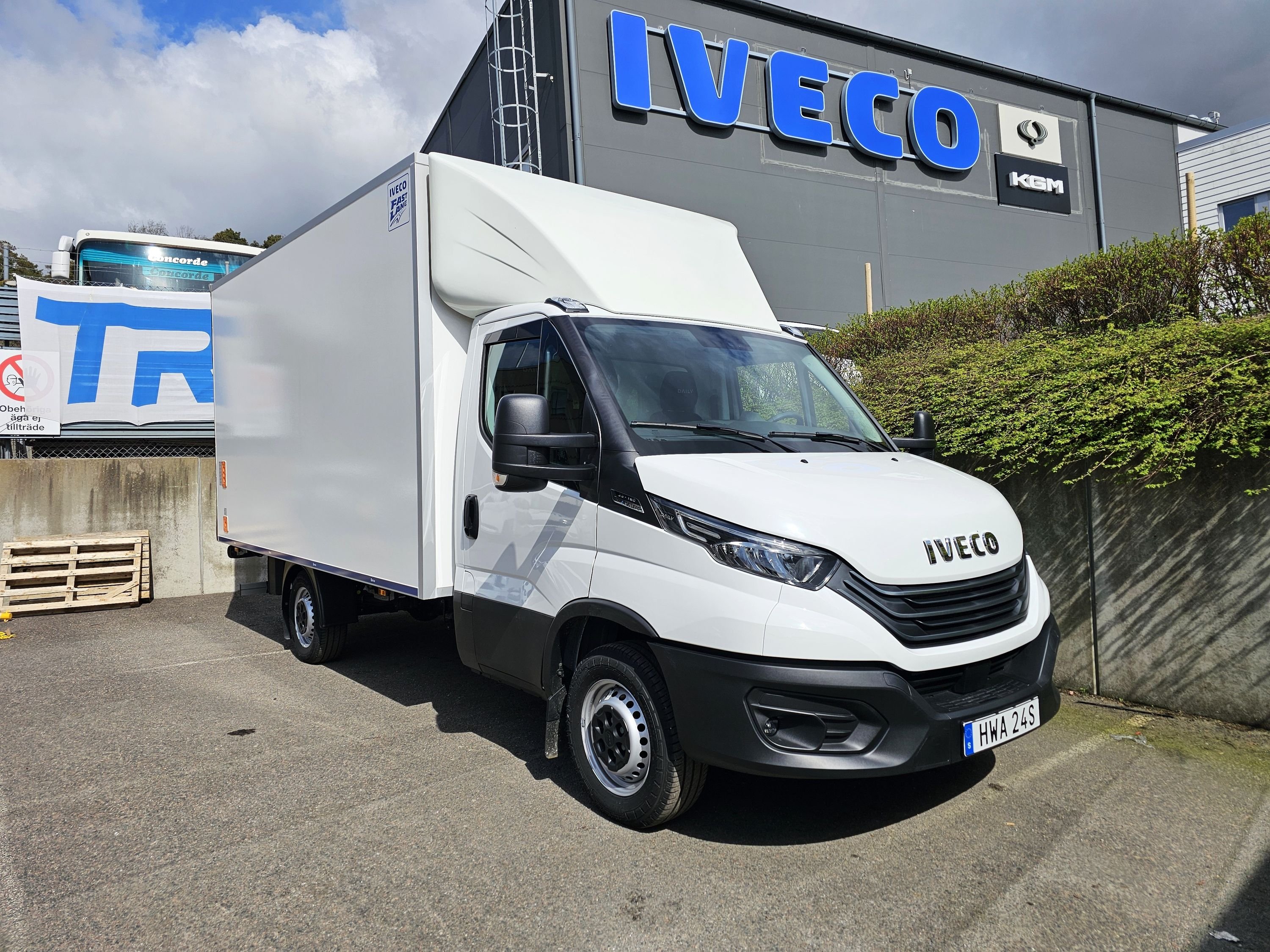 Iveco Daily 35-160 Chassi Cab 2.3 JTD Hi-Matic, 156hk, 2024