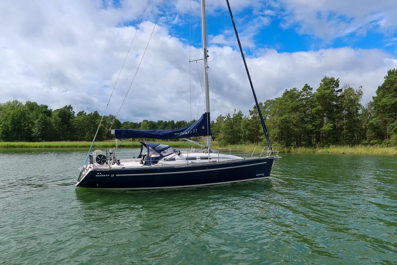 Elan 37 - 2004 image