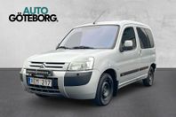 Citroën Berlingo Kombi 1.6i 109hk LED Drag 5-SITS