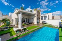 Villa med 5 sovrum och privat pool