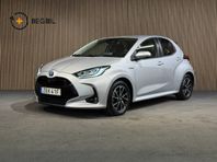 Toyota Yaris Hybrid Active Plus I Kamera I Rattvärme I Årska