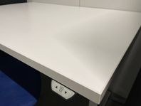 (Leverans) 4st kvalitet EFG El Höj/sänkbart Skrivbord 120x80