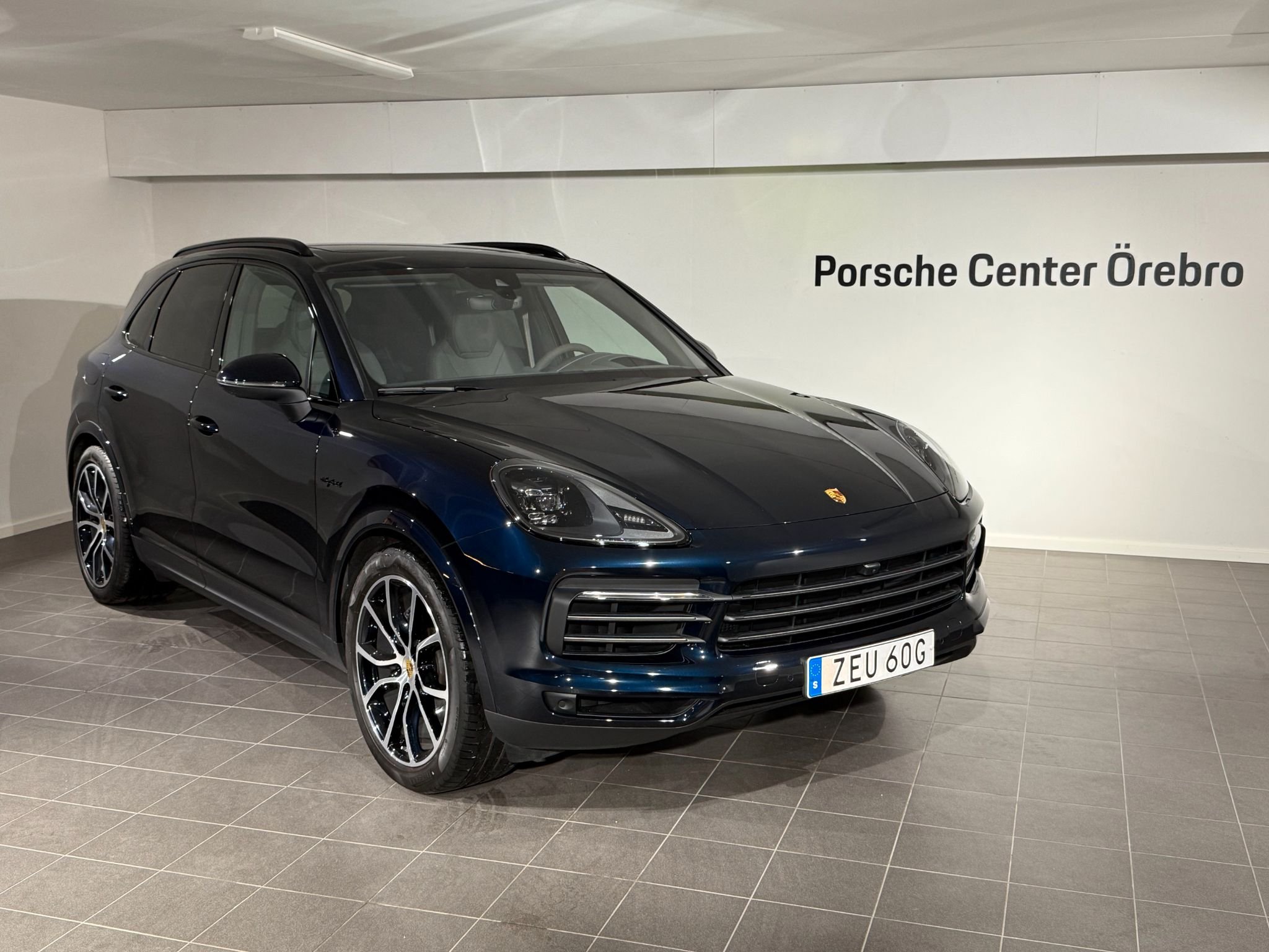 Porsche Cayenne E-Hybrid TipTronic S, 462hk, 2023
