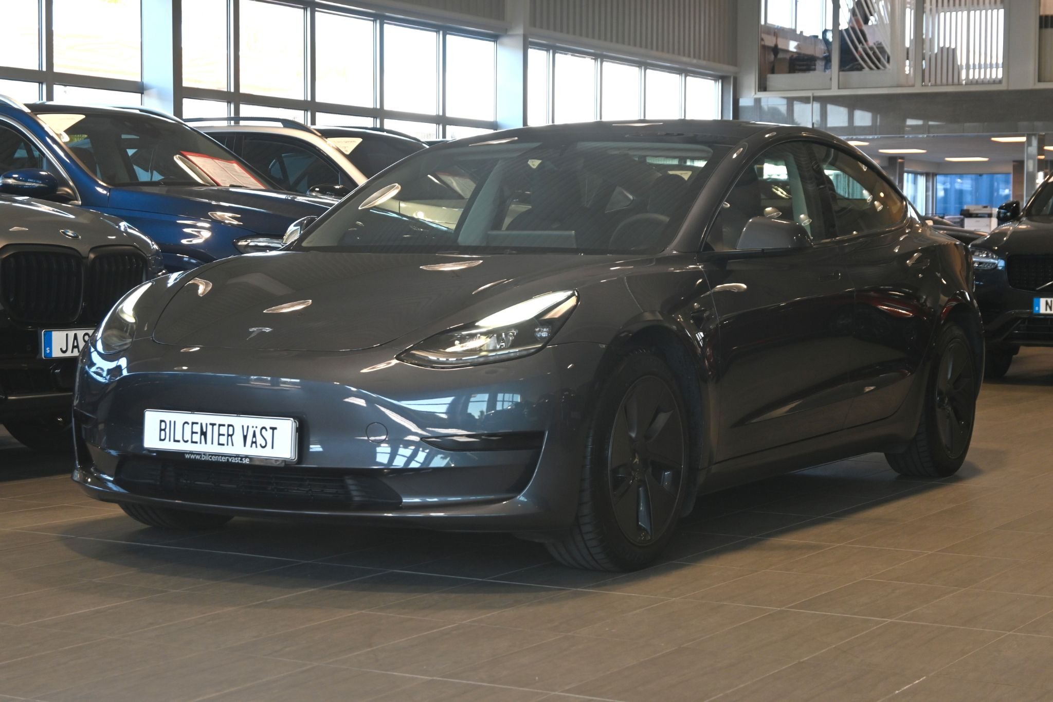 Tesla Model 3 Standard Range, 283hp, 2023