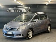 Toyota Verso 2.2 D-4D / Automat / 7-sitsig / Dragkrok