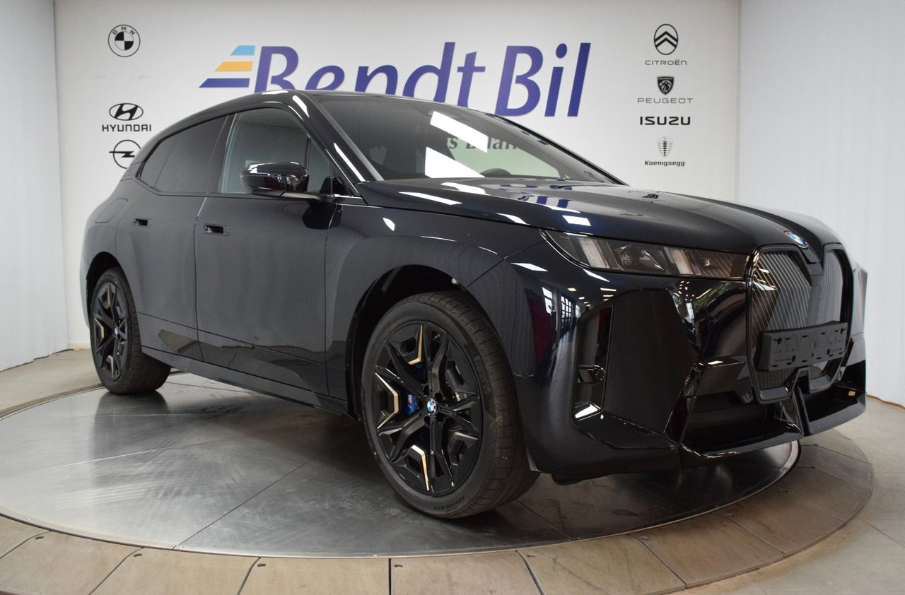 BMW iX xDrive60| Charged M Sp...
