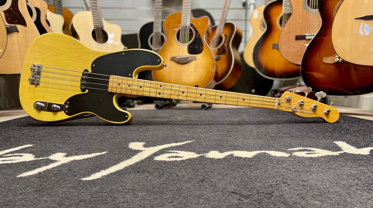 Fender OPB-51 Precision Bass ...