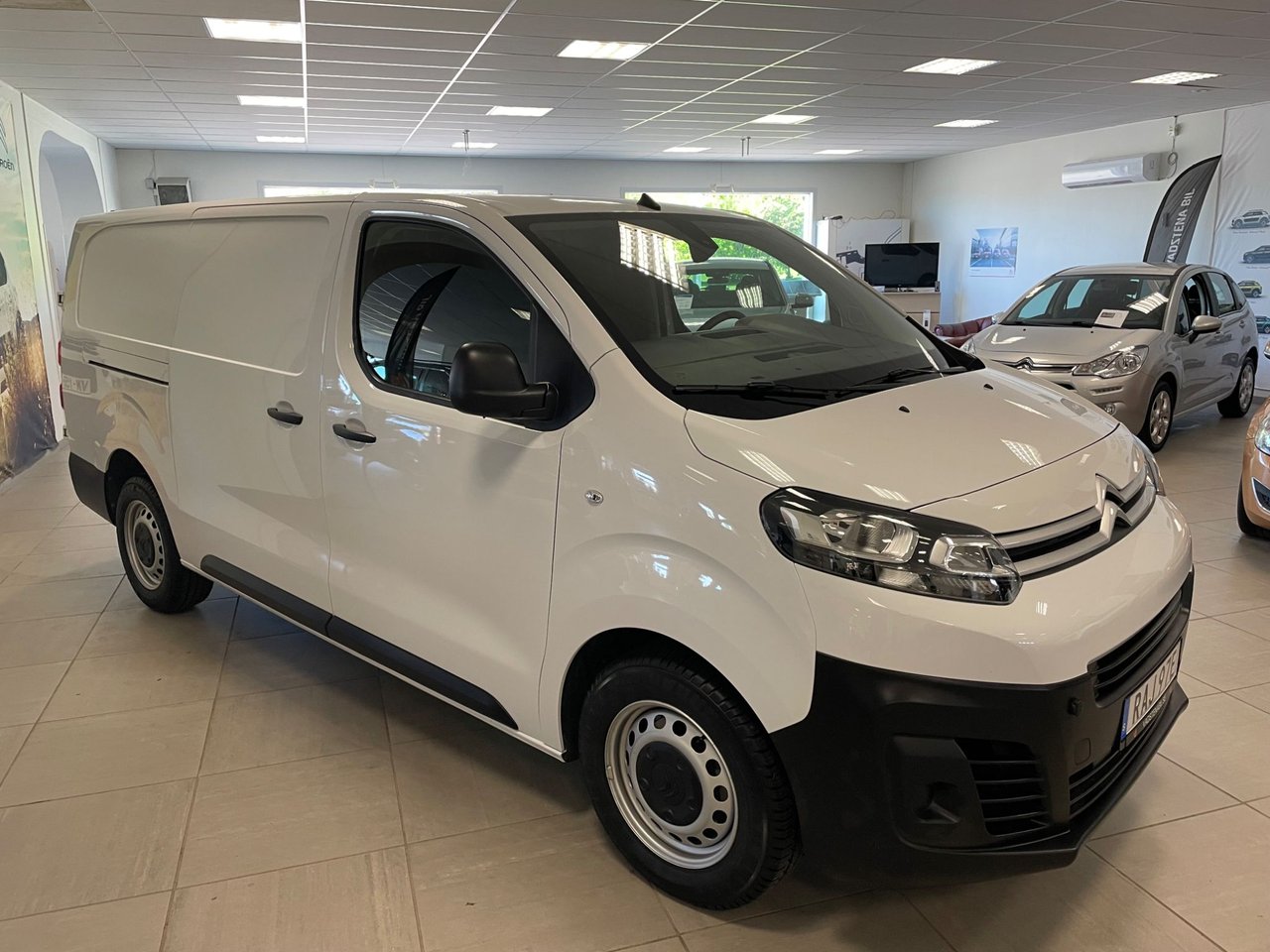 Citroën Jumpy Van IP 2.0 BlueHDi 145 EAT, 144hk, 2023