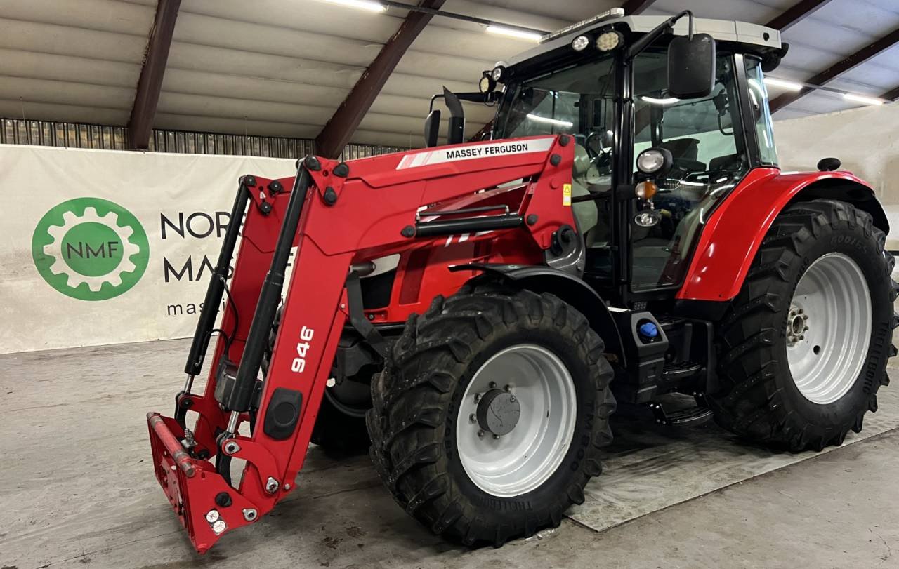 Massey Ferguson 5613 Dyna 6