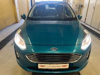 Ford Fiesta 5-dörrar 1.0 EcoBoost NY KAMREM/NYA DÄCK/NYSERVA