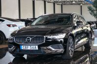 Volvo V60 Recharge T6 AWD Momentum 14,7kWh Pano Drag Kam