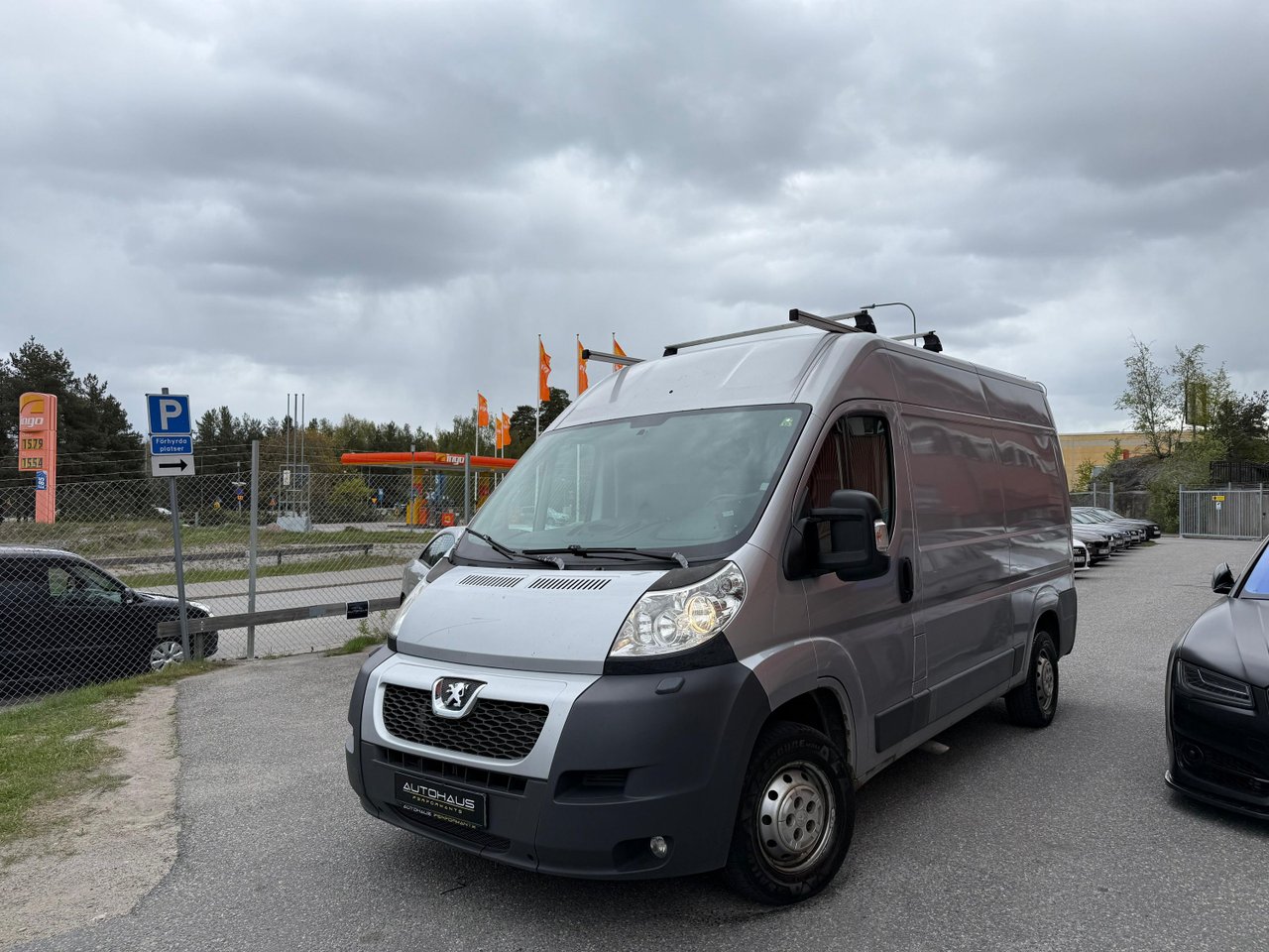Peugeot Boxer Van 335 2.2 HDi...