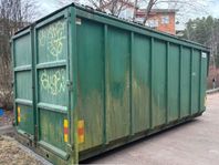 Lastväxlarcontainer B.Låångs Svets med plåttak 35m3