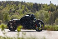 Harley-Davidson VRSCF  Nightrod OMP CUSTOM 300