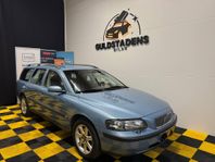 Volvo V70 2.5T 210hk Nyservad/Mokv/Drag/ 1 Ägare